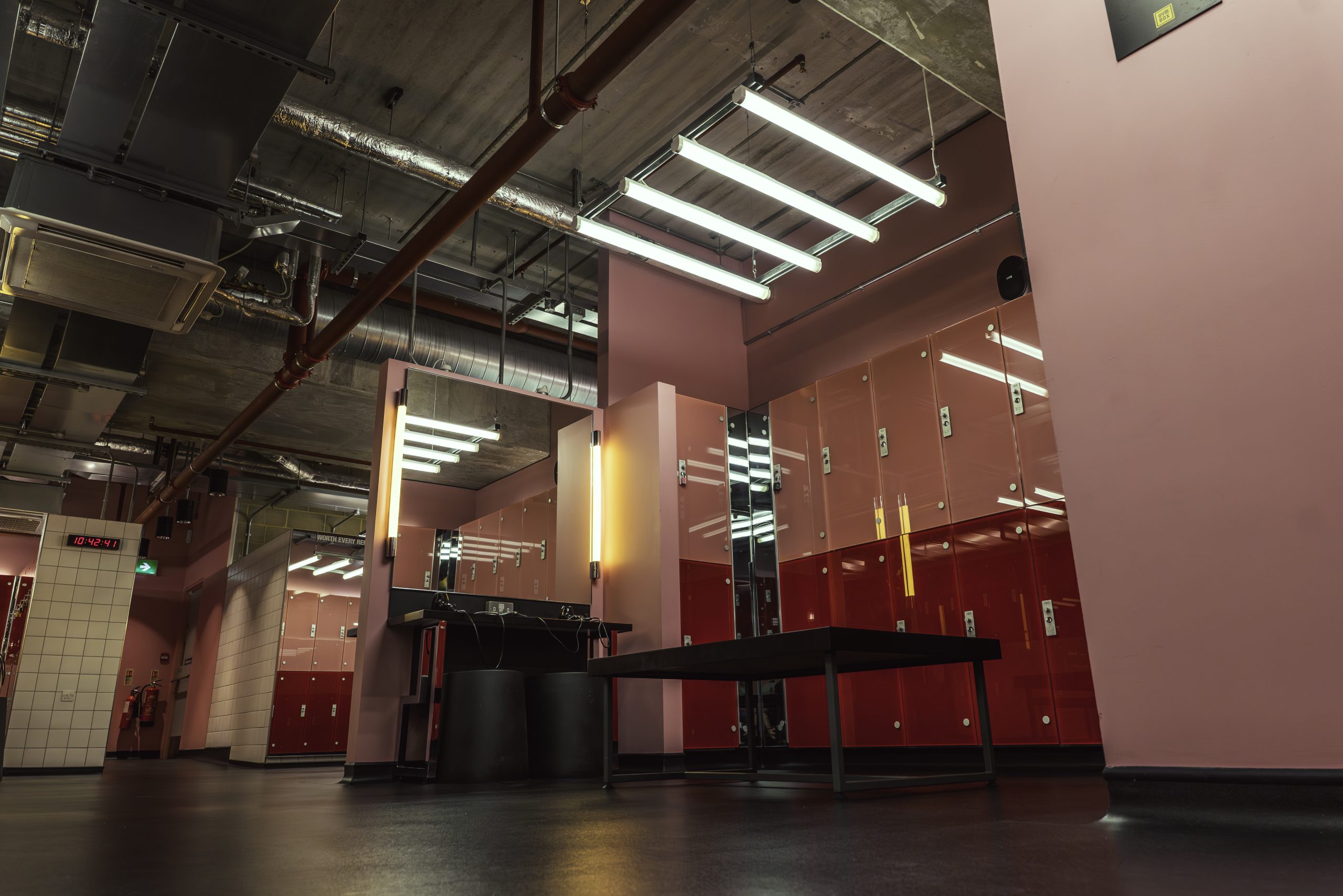 Corporate wellness, gymbox elephant & castle changing rooms