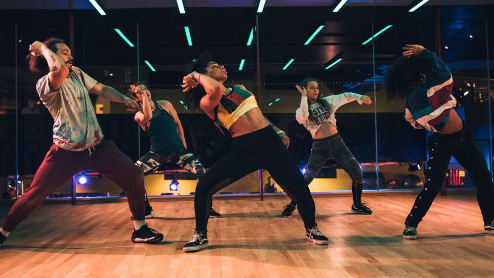 dancehall rythm girls dancing