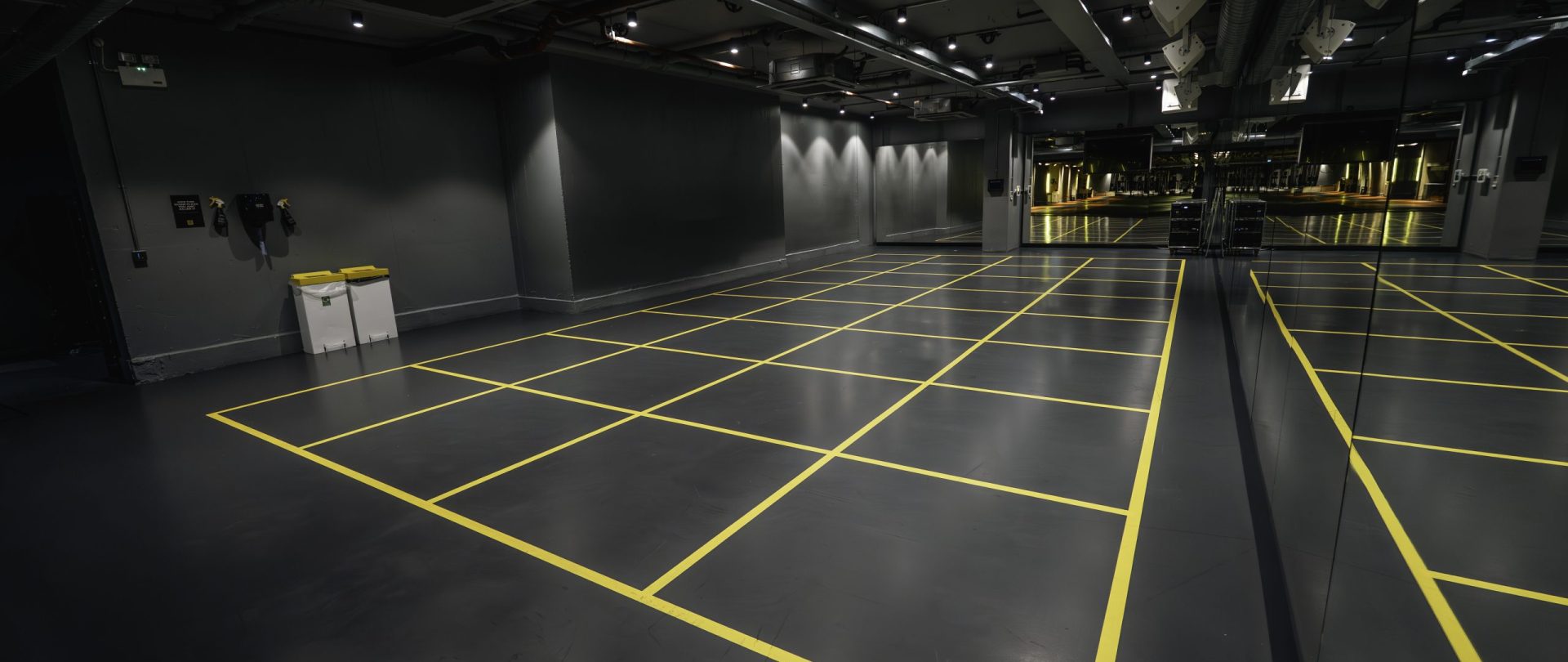 Gymbox Farringdon escalate studio